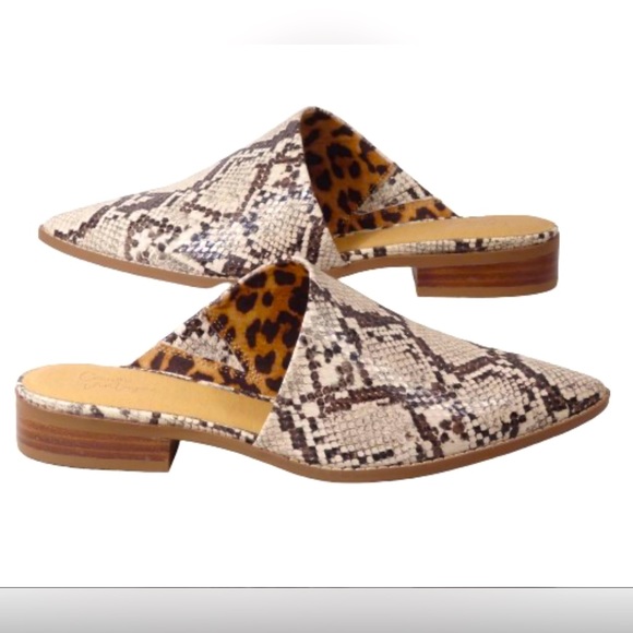 Crown Vintage Snake Python Animal Print Slides Mules faux leather NWOB Size 9 - Picture 1 of 9